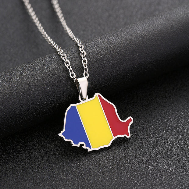 Romania Heritage Necklace Silver closeup